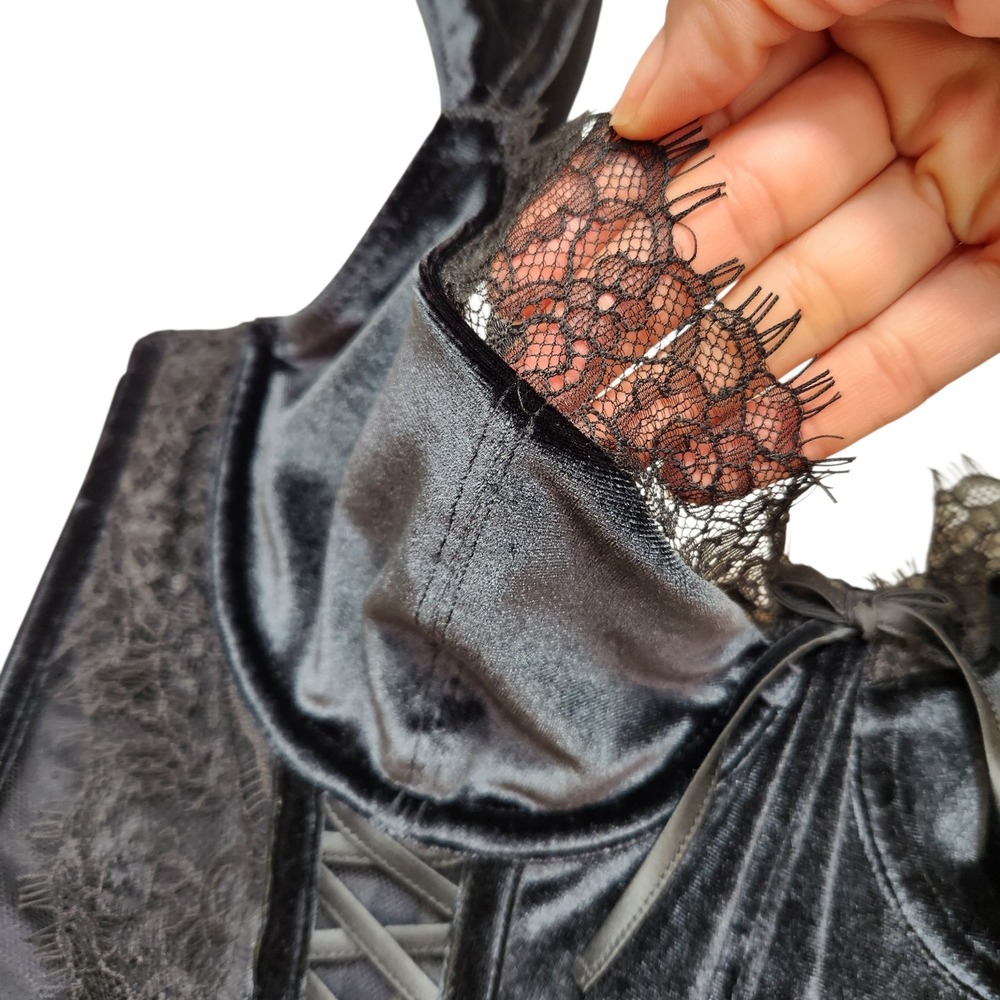 Victoria's Secret Size Medium Dream Angels Black Velvet Mesh Lace Up Corset Top - Picture 7 of 11